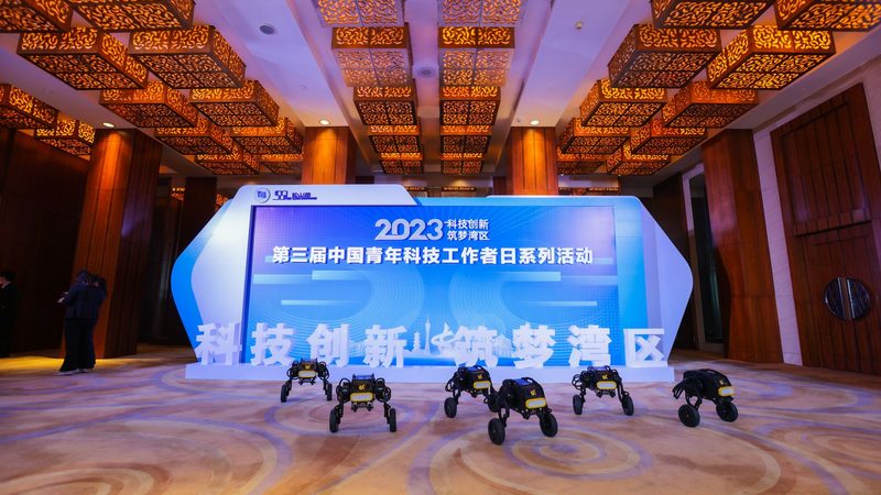 ELT工具分类解析：架构与功能的深度洞察